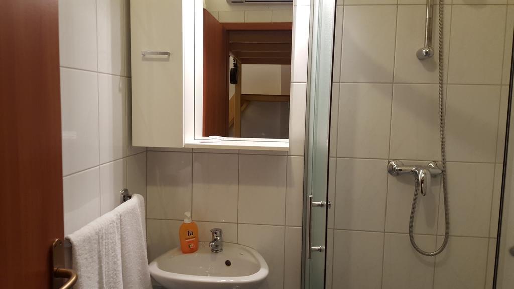 Apartment Studio Prima Rijeka Eksteriør billede